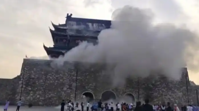  凤阳鼓楼是违建？县文旅局长回应