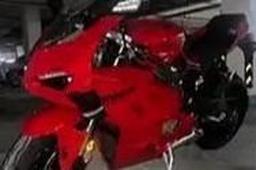   小偷叫3辆货拉拉拖走价值20万摩托车 缩略图