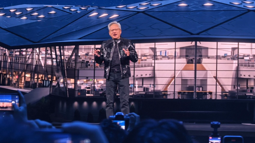 黄仁勋：AI超级芯片平台Rubin全面投产