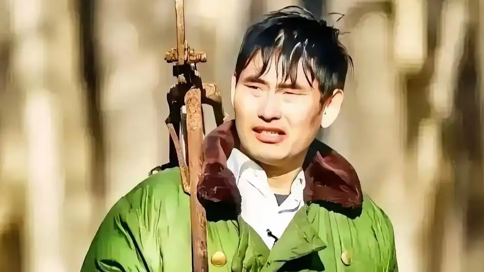  “大衣哥”朱之文还在用诺基亚