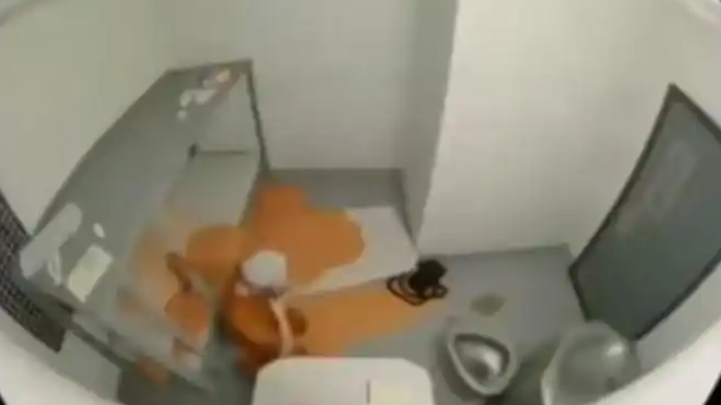 12月22日美司法部误发伪造视频：爱泼斯坦“狱中自杀”画面引轰动后紧急删除