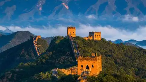 “眼里有泪是因为心里真有山河”