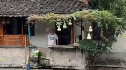 一爷爷种出7只“葫芦娃”