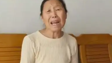  70岁保洁母亲被判替女还债百万