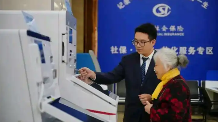 于正宣布要演戏：得演帅哥