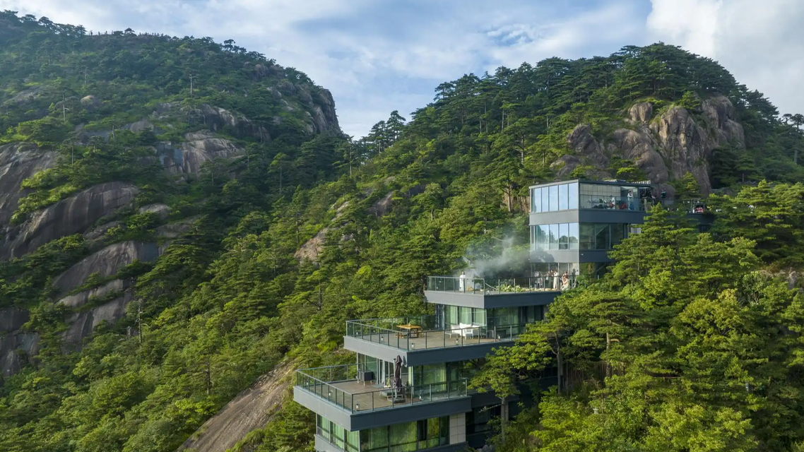  黄山山顶观景房飙至2000元一晚
