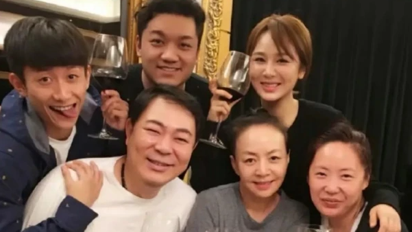  《家有儿女》部分原班人马官宣拍短剧