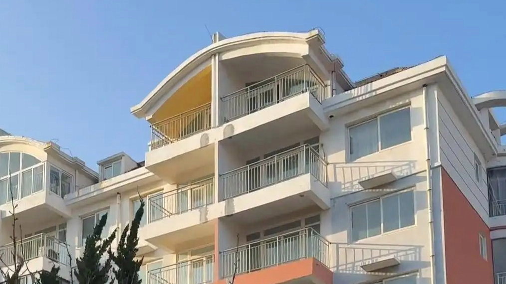 女子称丈夫花8万元网购70平海景房