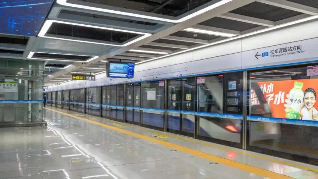 这座新一线城市的地铁终于脱单了