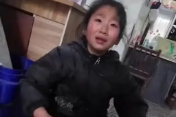 我治愈她的童年 它也治愈我的童年