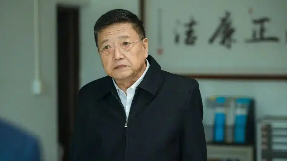  众星发文悼念秦焰