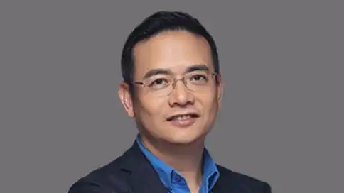 但斌：大跌一定要敢买