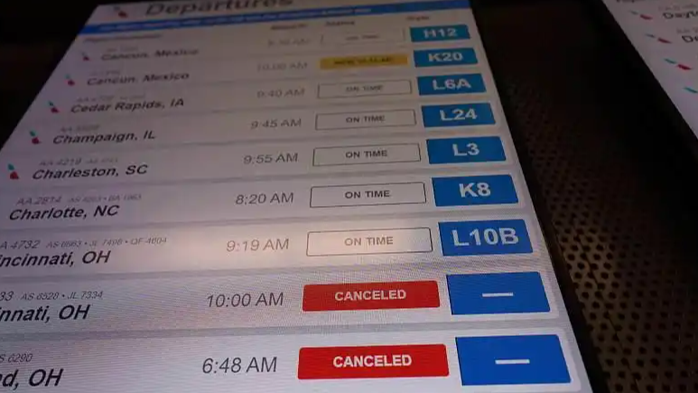 美国单日航班取消量超2000次