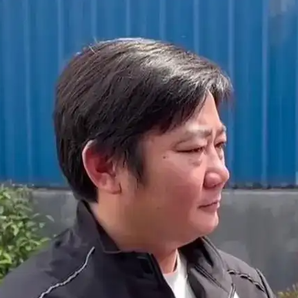张雪受访时谈如何坚持理想
