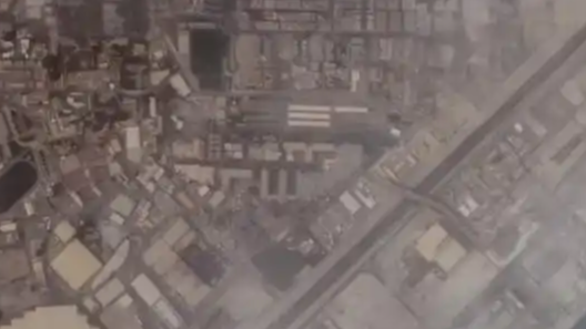 美海军第五舰队总部遇袭前后对比图