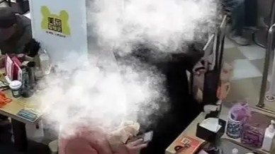 6人就餐仅花19元老板要求带走垃圾