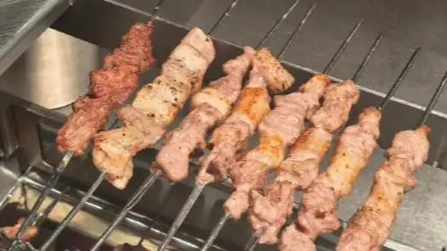 很久以前羊肉串致歉 退款超百万元