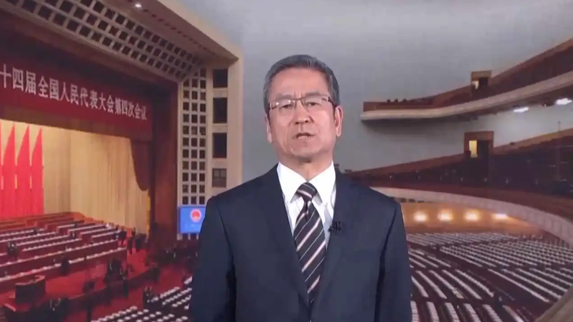  白岩松：现在很多年轻人没时间去爱