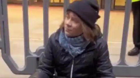 环保少女伦敦被捕：一场声援巴勒斯坦的意外转折