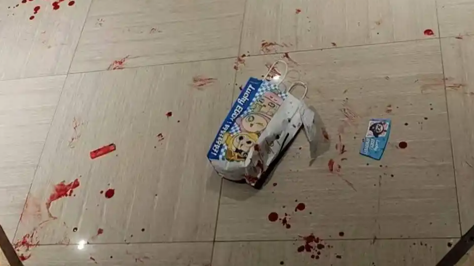 男生被接连施暴 打人者母亲是民警