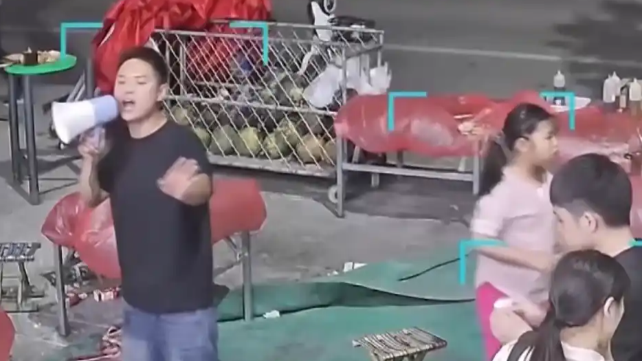 大喊不用结账的摊主爆单了