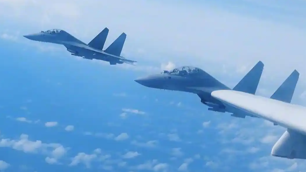 空军飞行员目视宝岛台湾中央山脉