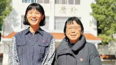演員宋佳在人民日報發(fā)文