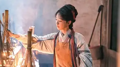  杨紫人民日报海外版撰文
