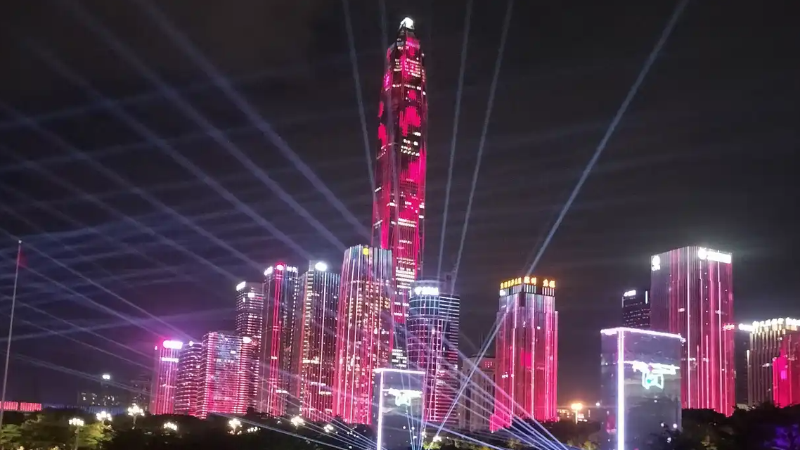60秒直击多地国庆灯光秀
