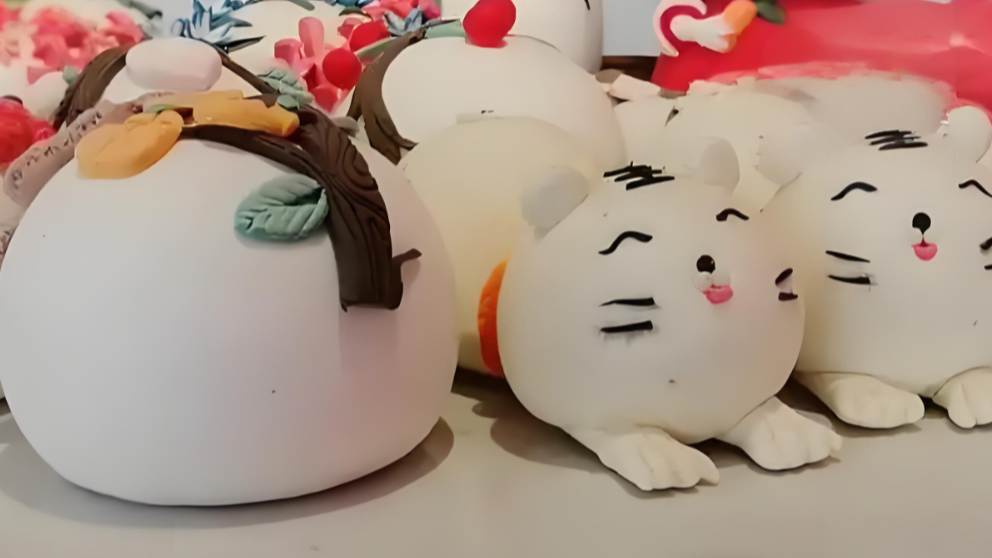  90后姑娘做花饽饽 最贵一个卖1.8万