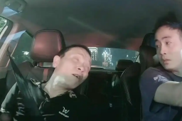 02日