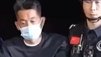 KK电诈园区头目镜头前沉默7秒