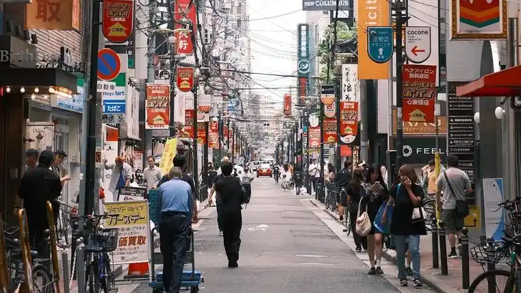 日本GDP六个季度以来首次萎缩