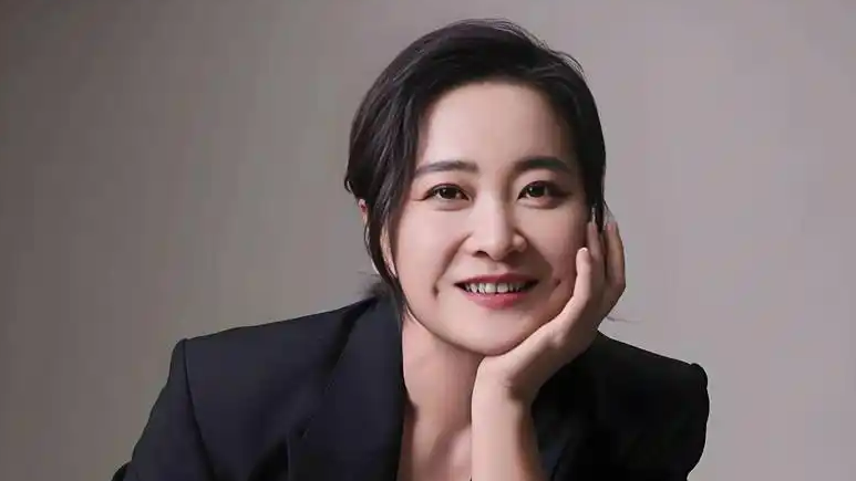  贾玲名下多家企业已注销