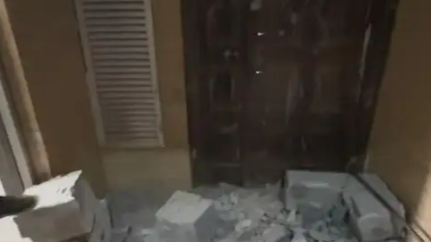 买法拍房当婚房多次遭水泥封门