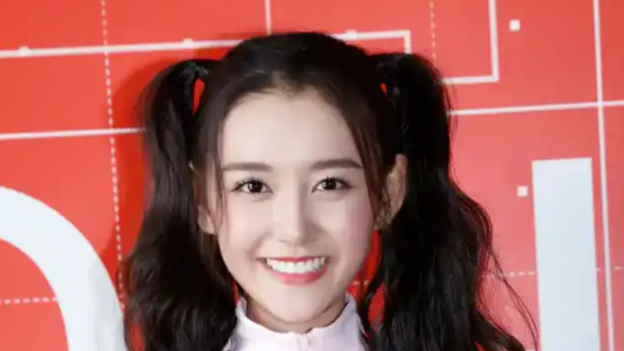 演員蔣依依被質(zhì)問：為何你姐能進(jìn)協(xié)和