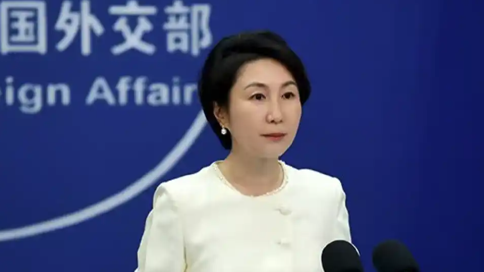 C罗订婚送乔治娜超27万英镑礼物