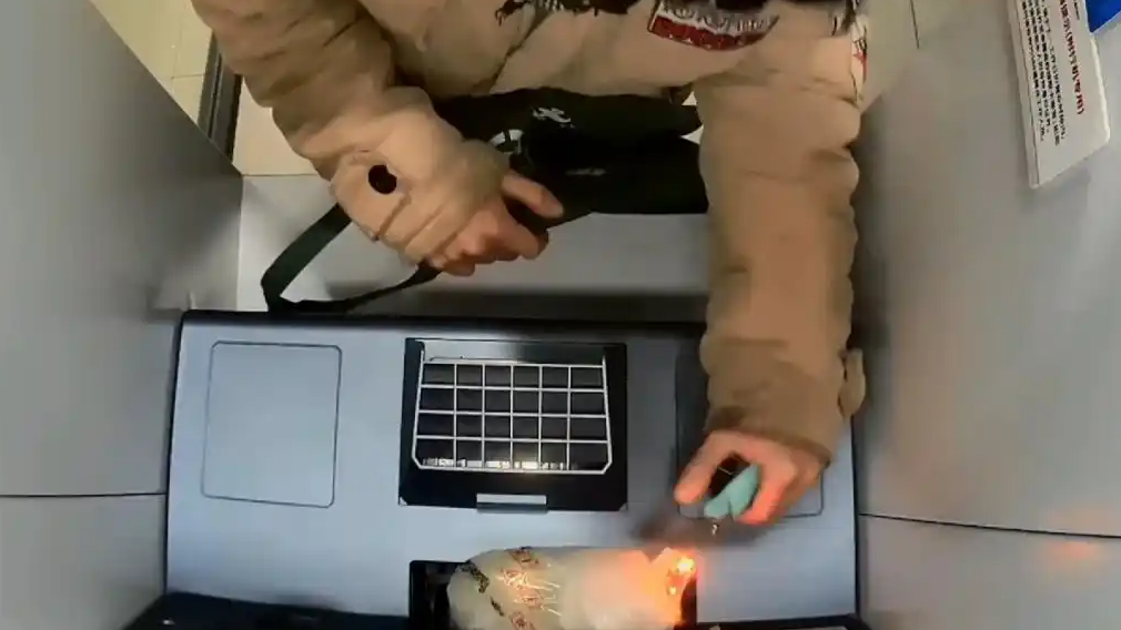  男子凌晨用瓦斯罐炸ATM机 法院判了