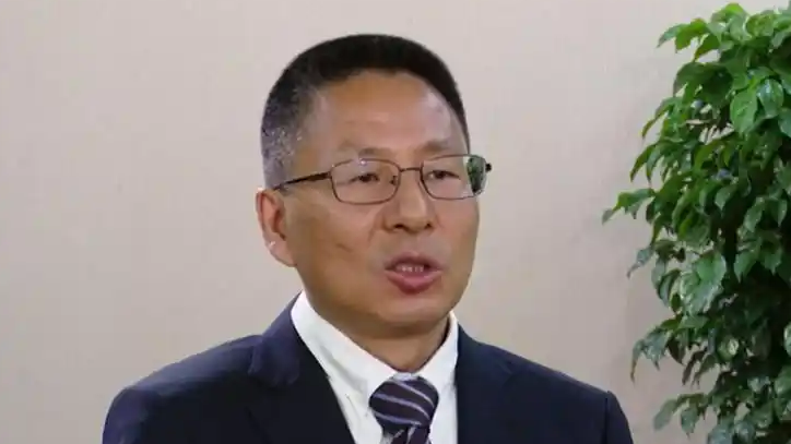  王建军被免去证监会副主席职务
