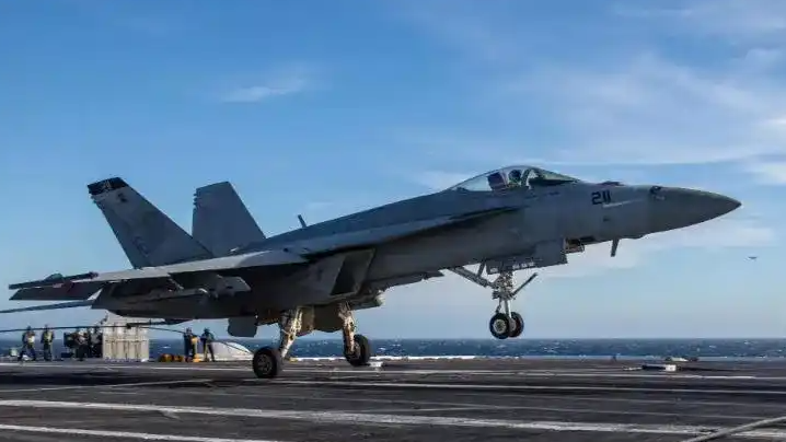 美军承认：击落美军战机