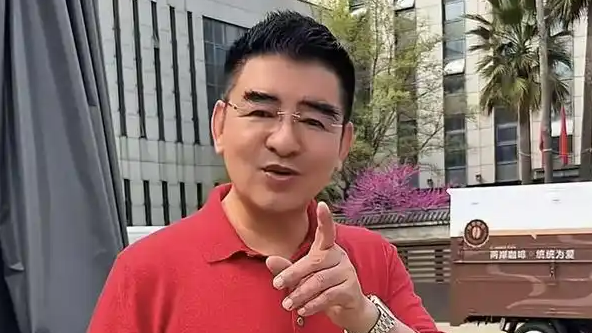 陈光标回应张雪捐赠自己送的豪车