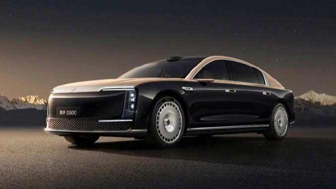 余承东：尊界S800大定破万台