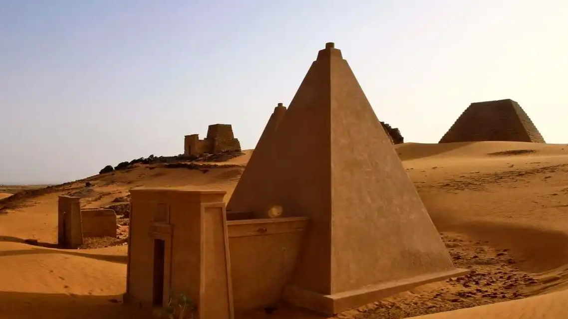 原来金字塔数量最多的国家不是埃及