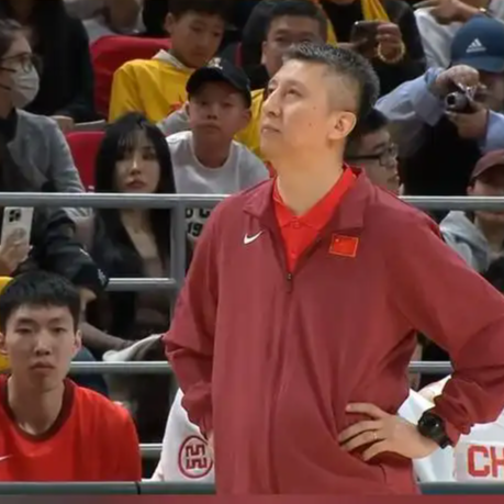 中国男篮76比80不敌韩国