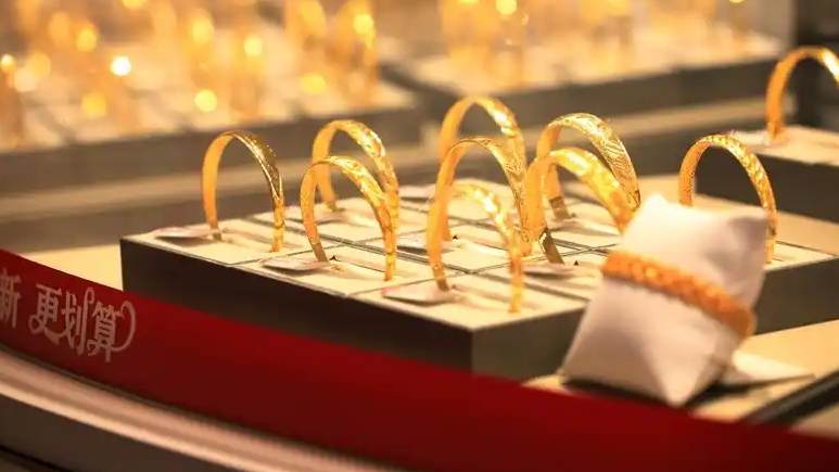  “居家打金”热潮在年轻人中兴起