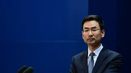 耿爽当面驳斥：美国有什么资格