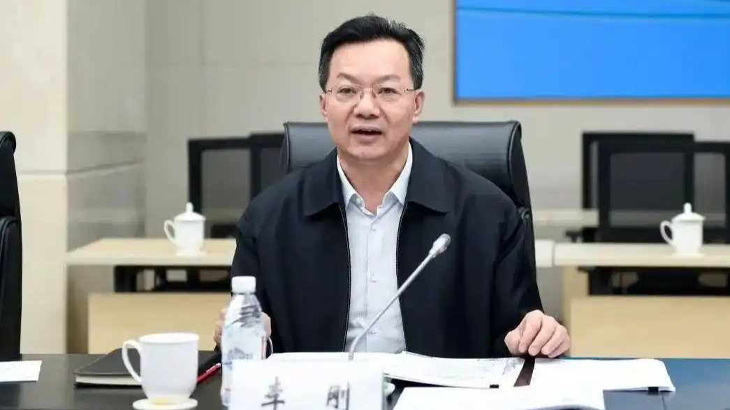 副部级李刚被公诉：从四川贪到云南