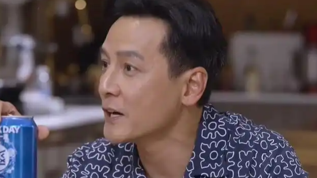  吴彦祖疯狂接代言被猜缺钱